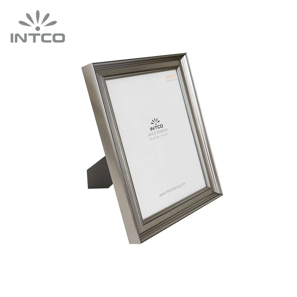 Silver tabletop picture frame
